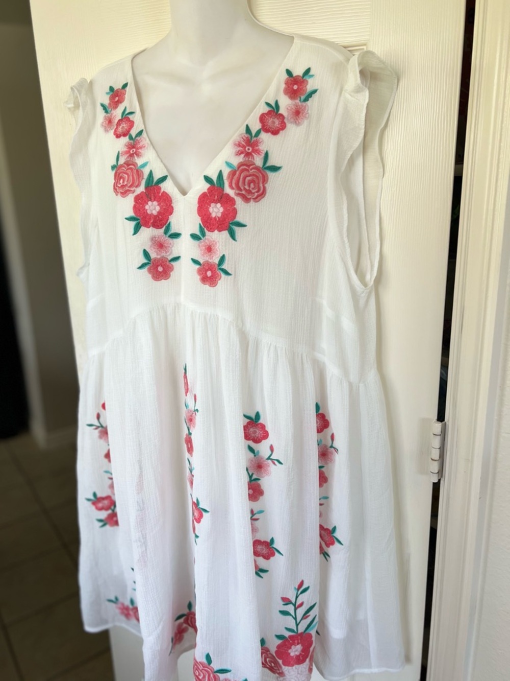 NWOT Savanna Jane Babydoll Dress with Pink Floral Embroidery - Picture 3 of 9